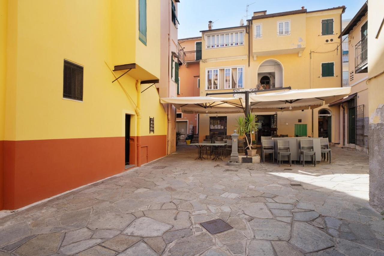 Apartamento Casa Di Ali Imperia Exterior foto